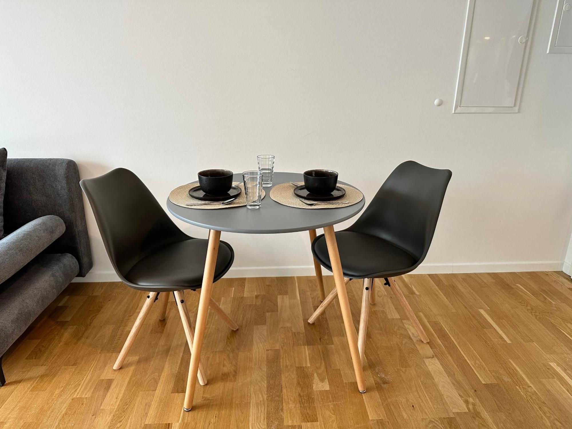 Modernes Apartment I Parkplatz I Terrasse Блумберг Екстериор снимка