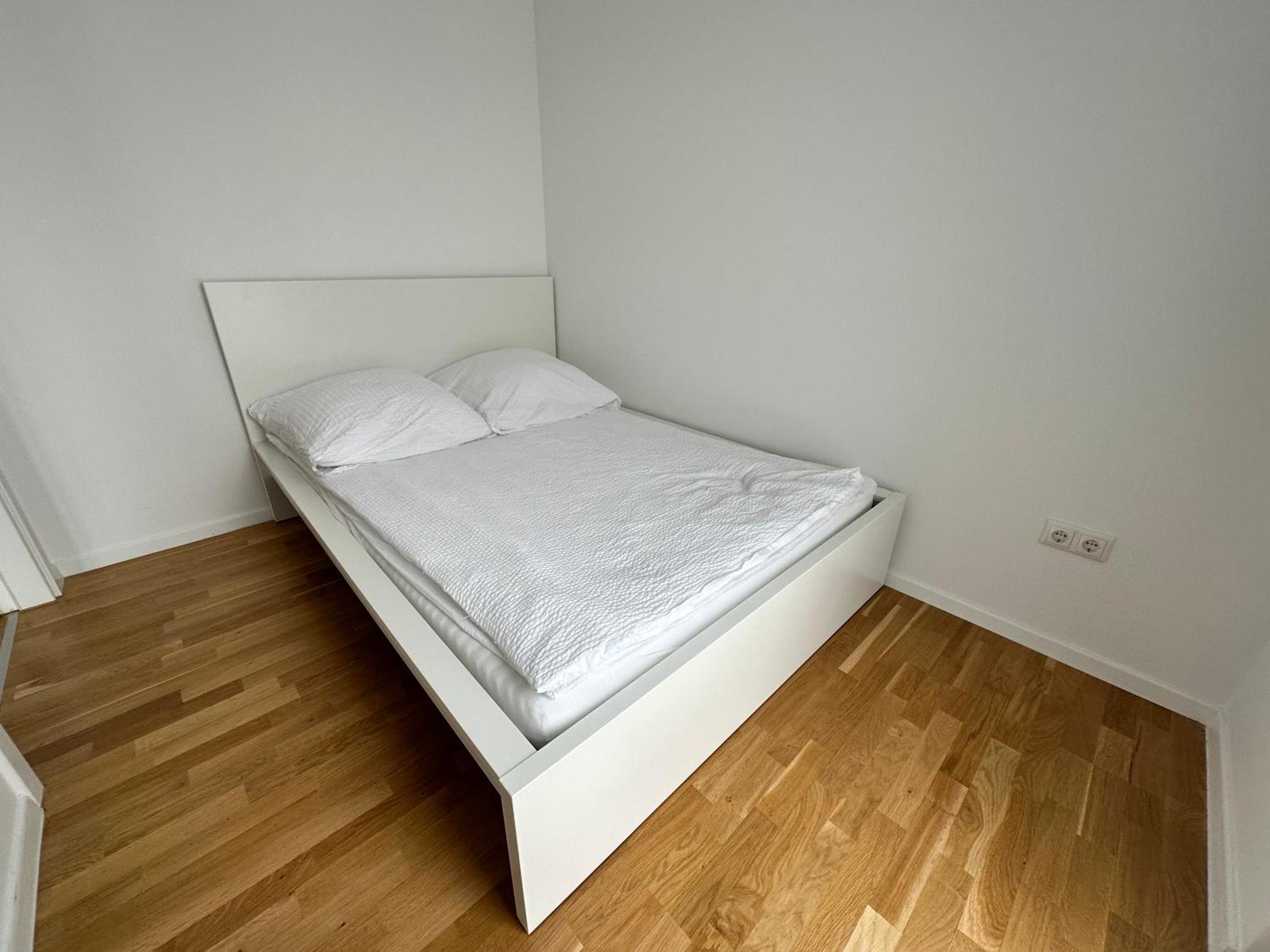 Modernes Apartment I Parkplatz I Terrasse Блумберг Екстериор снимка
